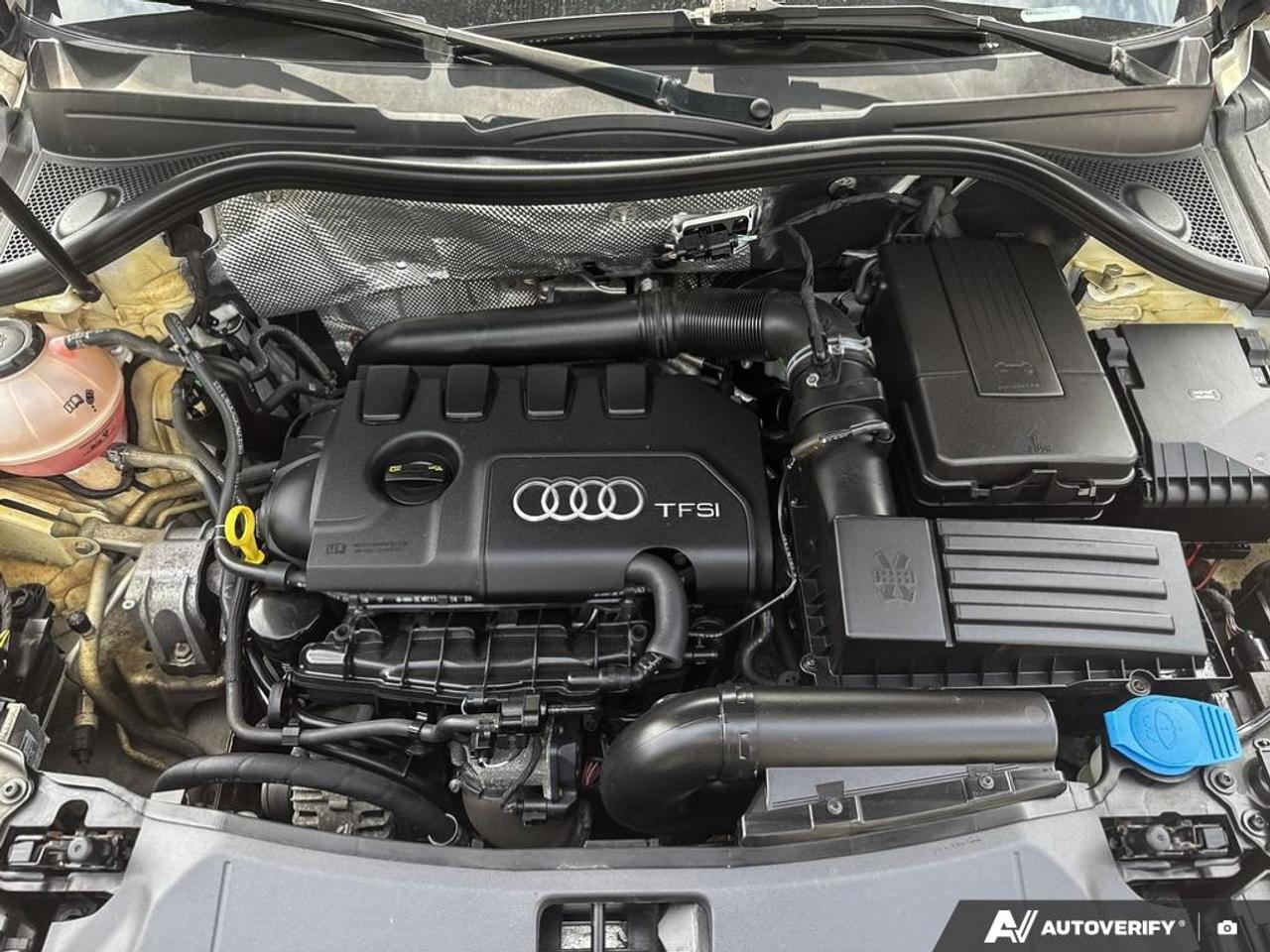 2018 Audi Q3 2.0T Technik Photo