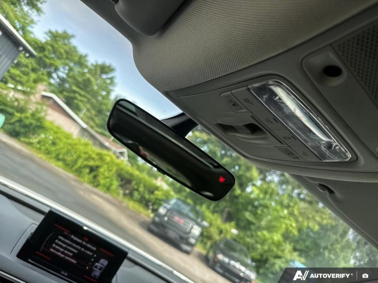 2018 Audi Q3 2.0T Technik Photo