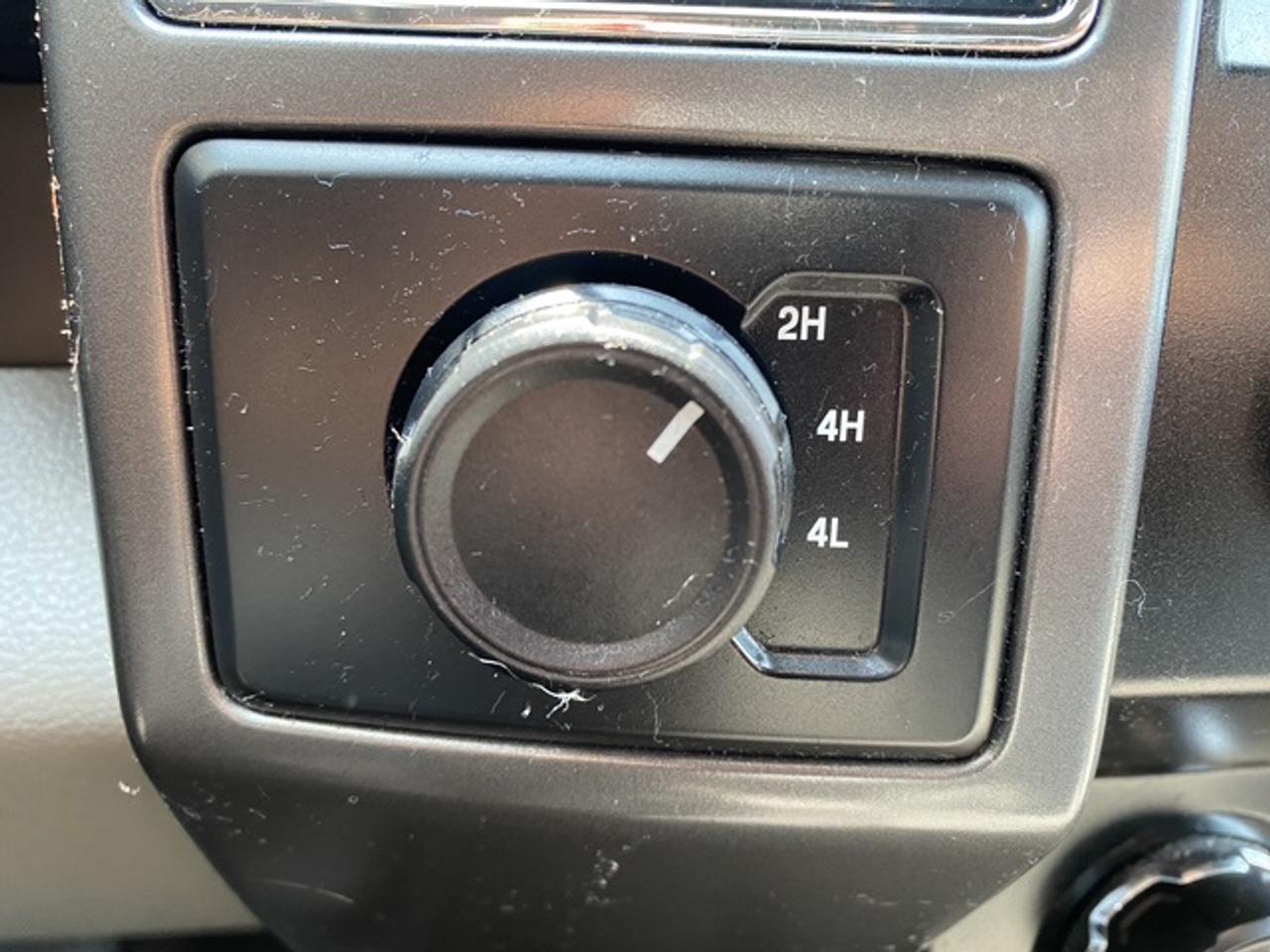2020 Ford F-150 4WD SUPERCREW 5.5' BOX XLT CREW CAB Photo