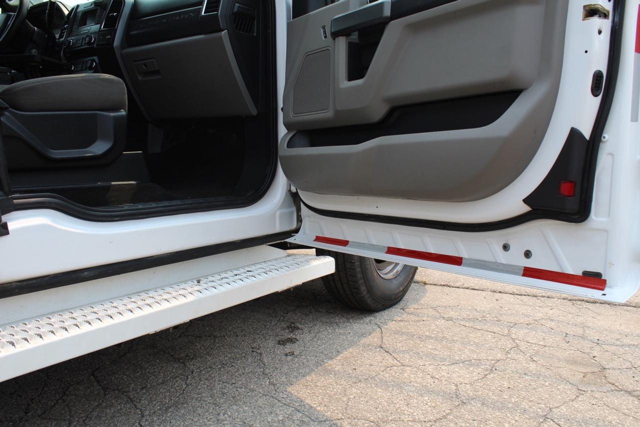 2017 Ford F-350 XLT Service Body truck DRW Photo