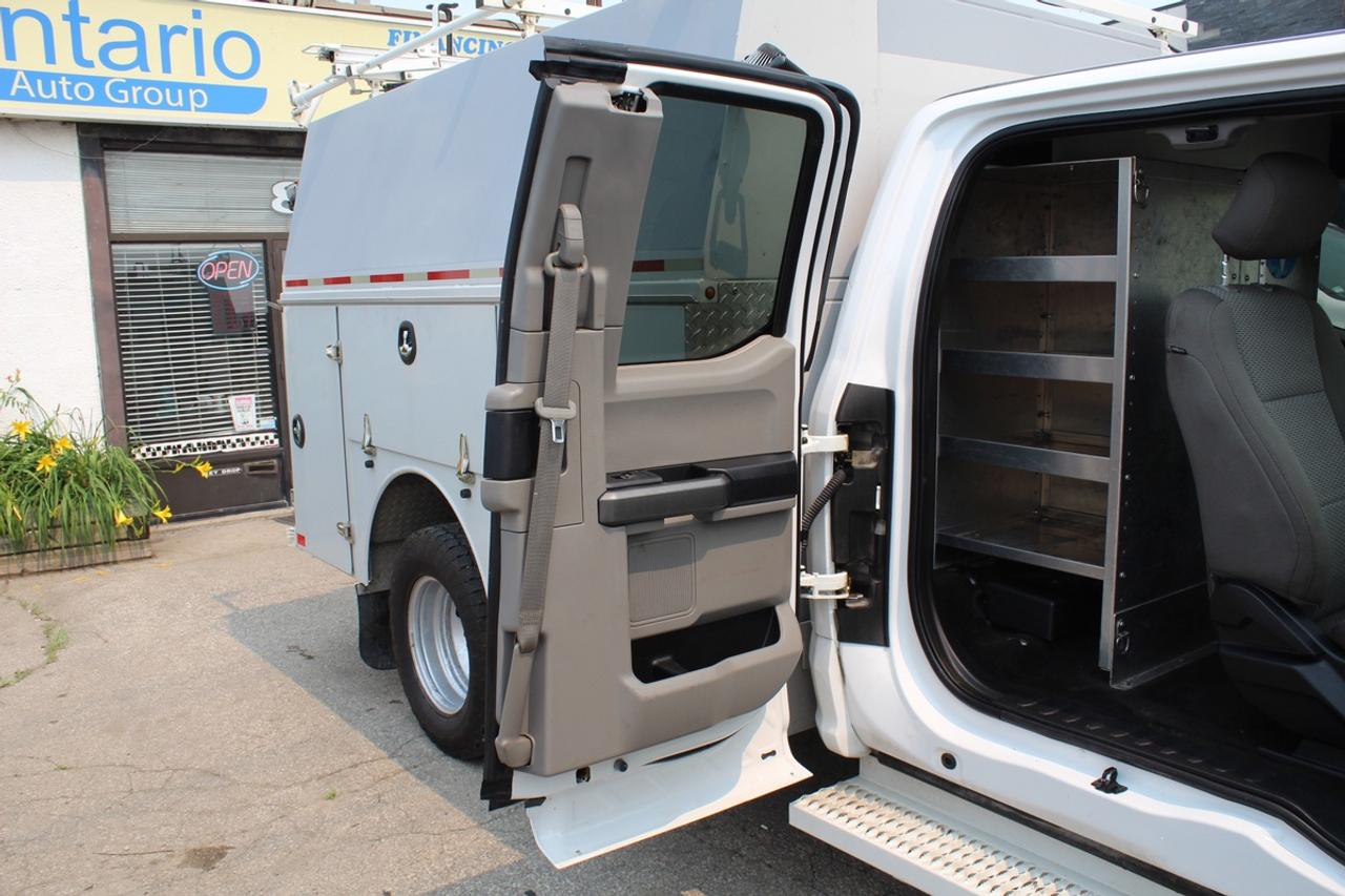 2017 Ford F-350 XLT Service Body truck DRW Photo