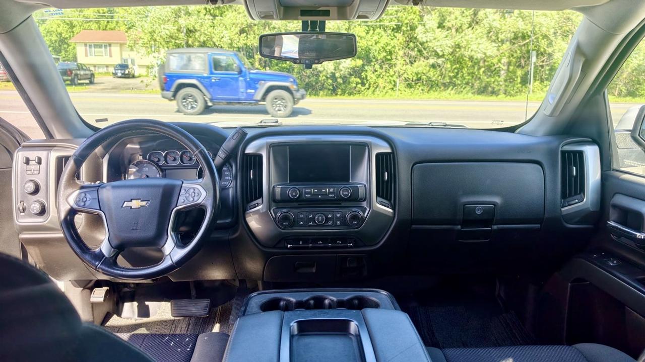 2018 Chevrolet Silverado 1500 LT Photo