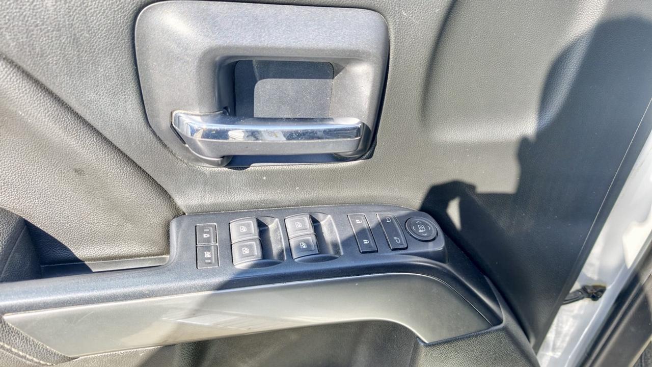 2018 Chevrolet Silverado 1500 LT Photo