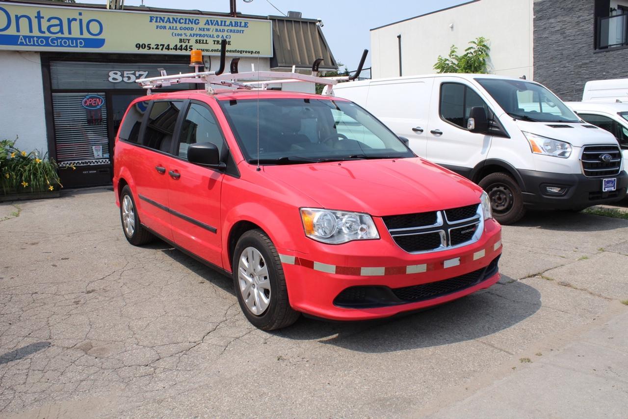 2017 Dodge Grand Caravan CV Ladder rack Shelves Photo