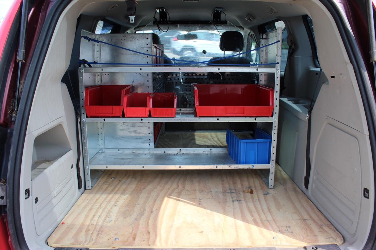 2017 Dodge Grand Caravan CV Ladder rack Shelves Photo