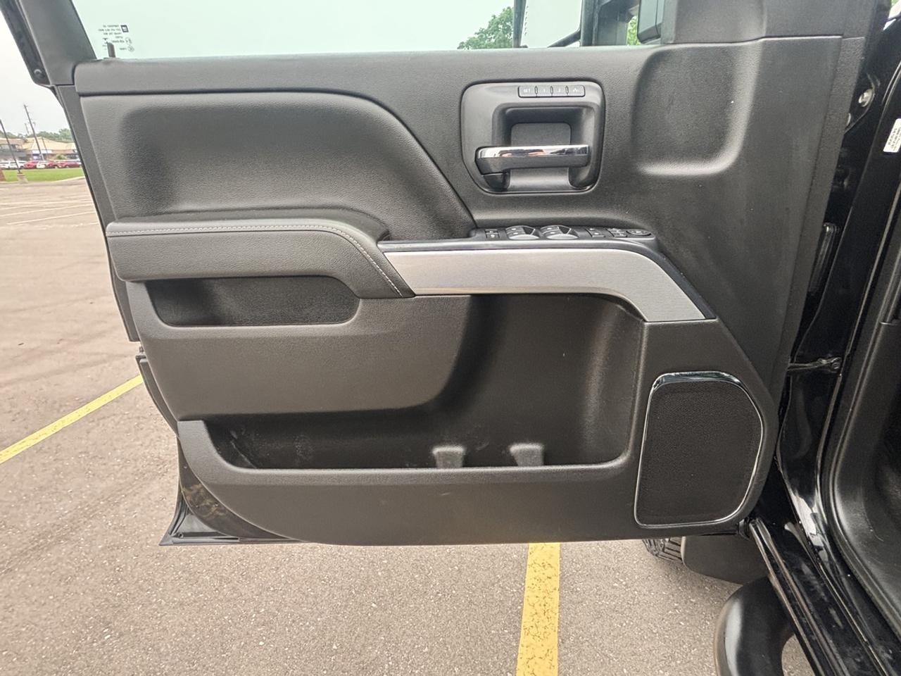 2018 Chevrolet Silverado 2500 HD LTZ Photo
