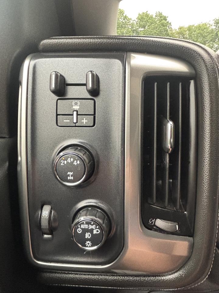 2018 Chevrolet Silverado 2500 HD LTZ Photo