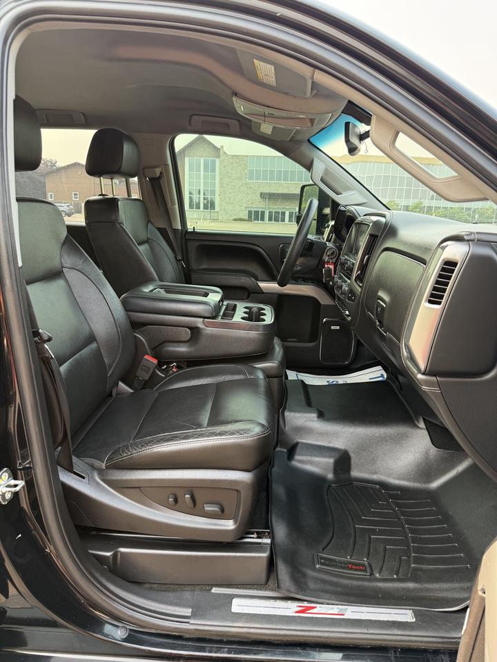 2018 Chevrolet Silverado 2500 HD LTZ Photo