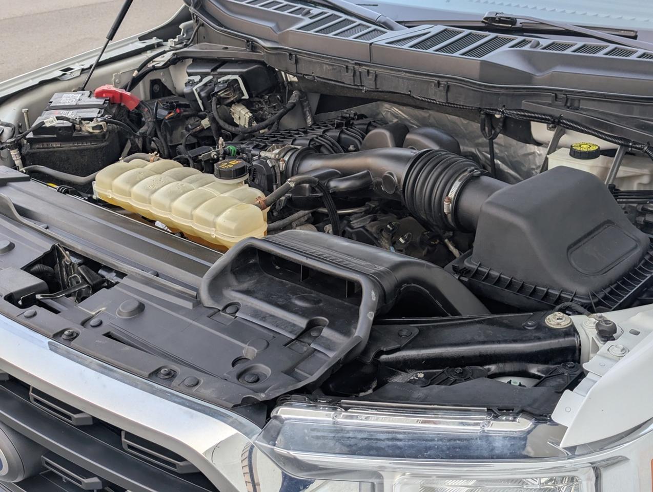 2021 Ford F-150 XLT/SuperCrew/V6/3.3L/5.5ft bed/4X4 Photo