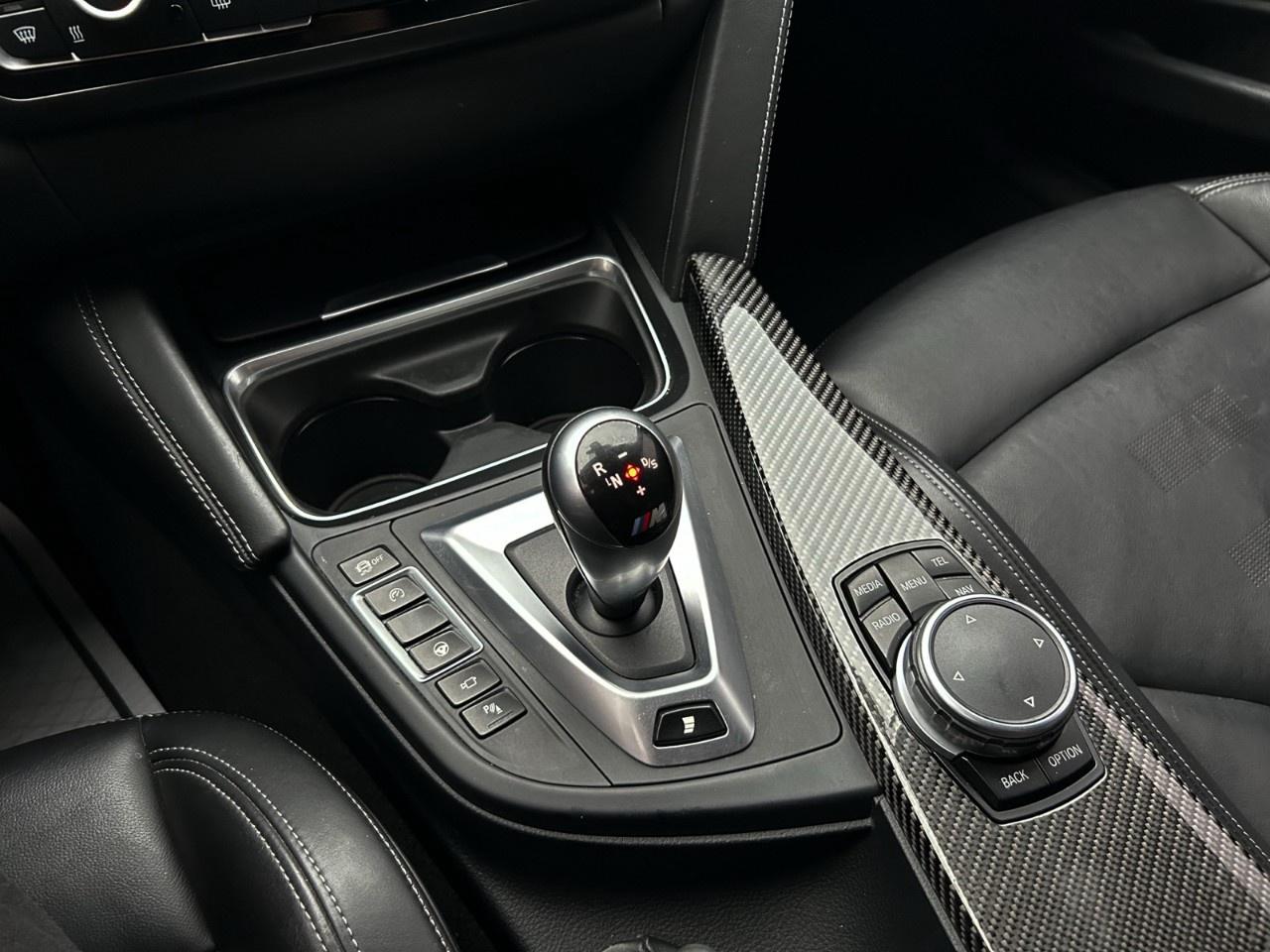 2015 BMW M3 Full Carbon Pckg / Yas Marina Blue / Extended Leather Photo
