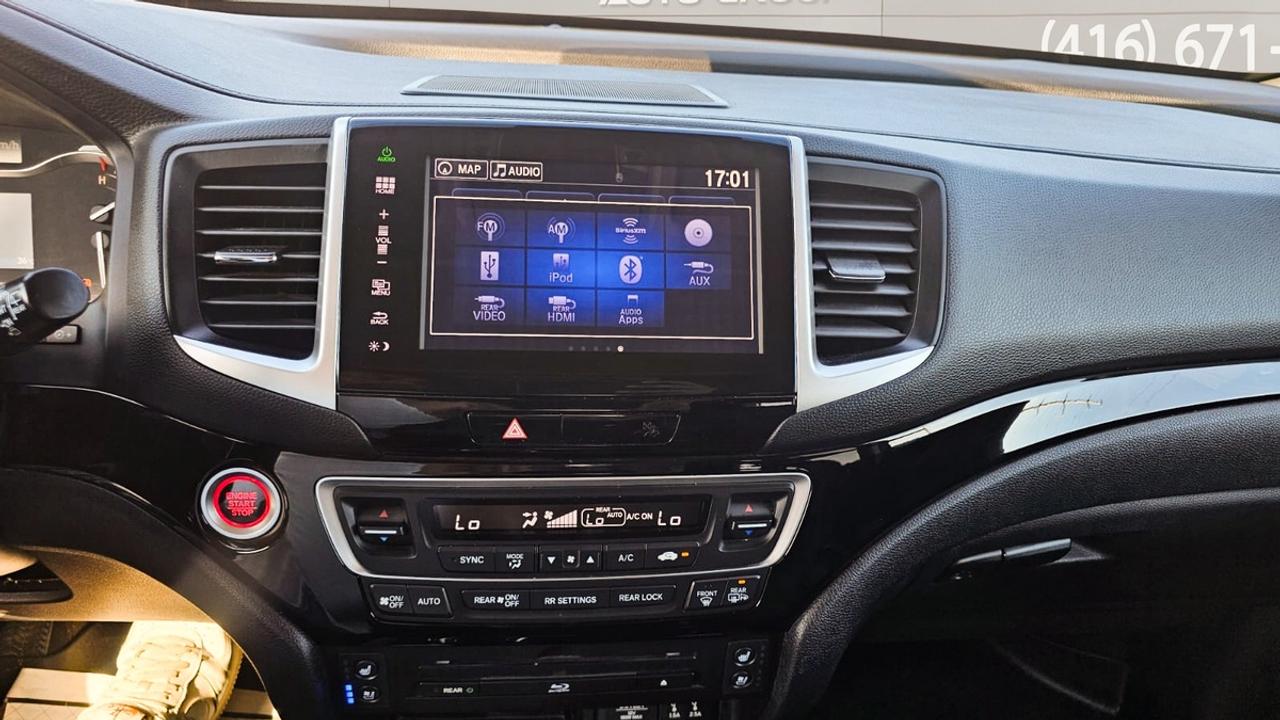 2016 Honda Pilot Touring Photo