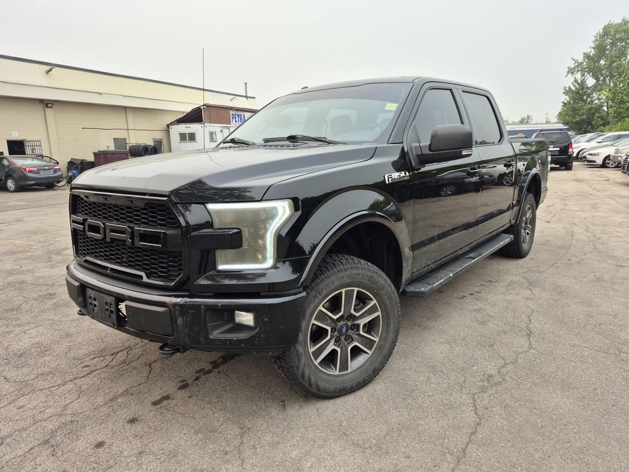 2017 Ford F-150 XLT Photo0