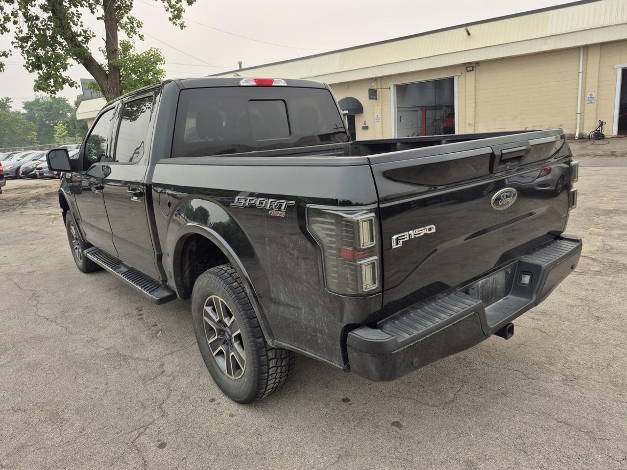 2017 Ford F-150 XLT Photo