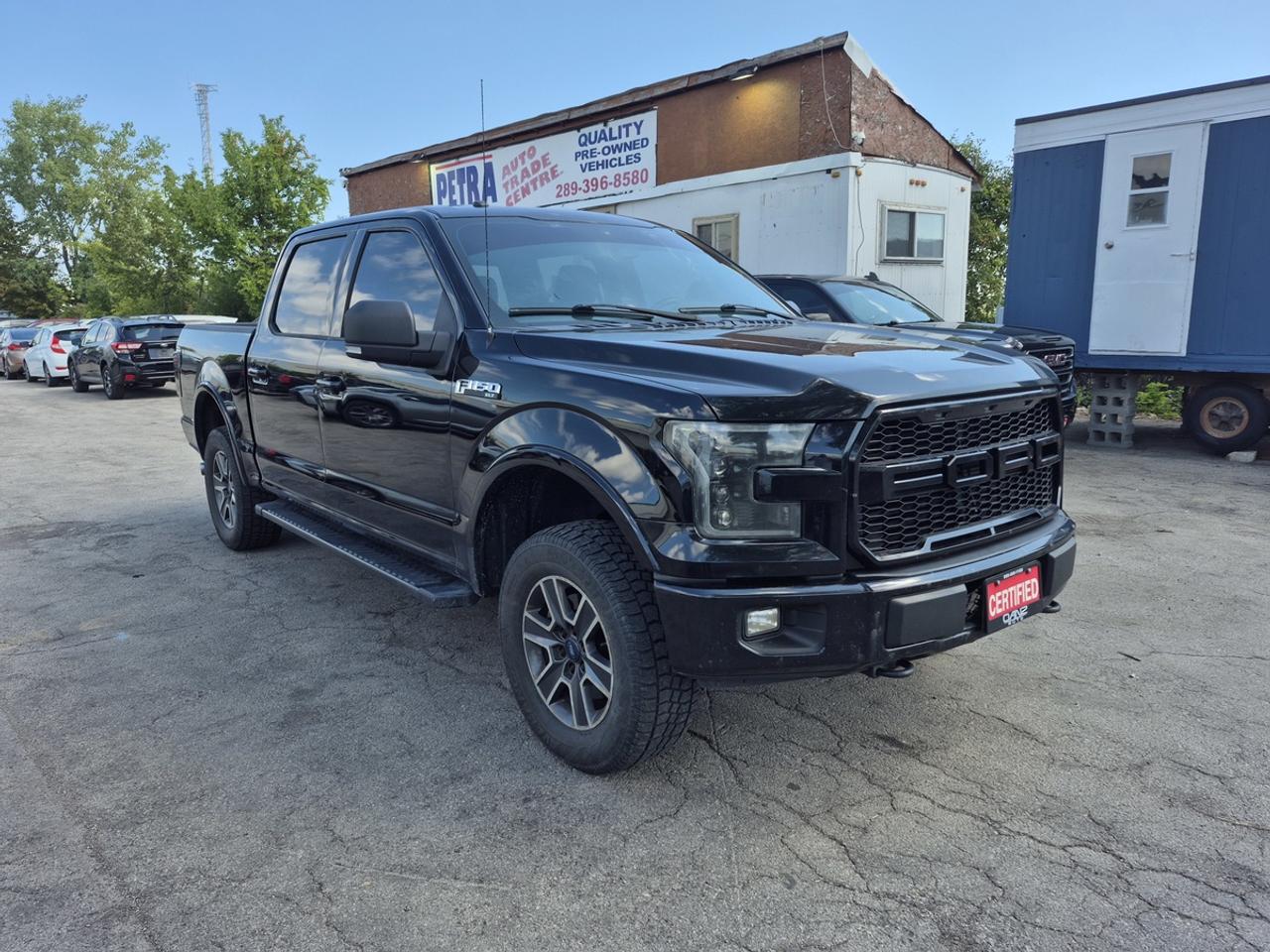 2017 Ford F-150 XLT Photo