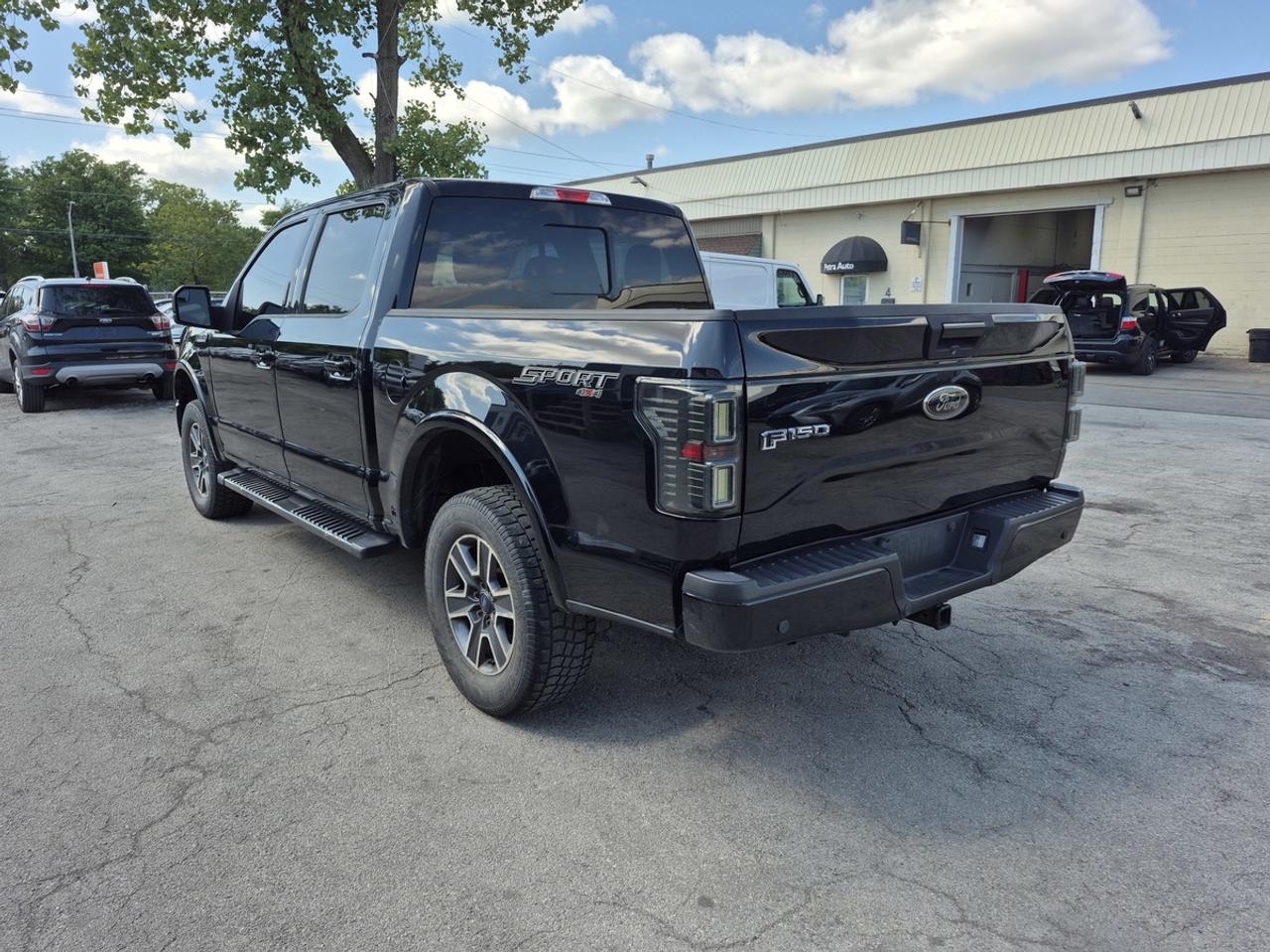 2017 Ford F-150 XLT Photo