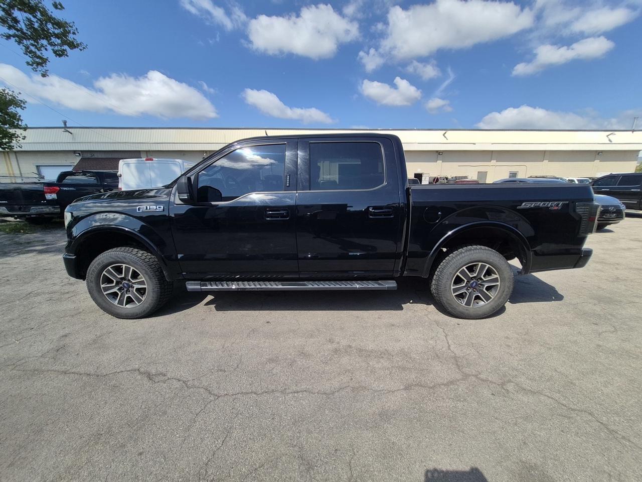 2017 Ford F-150 XLT Photo