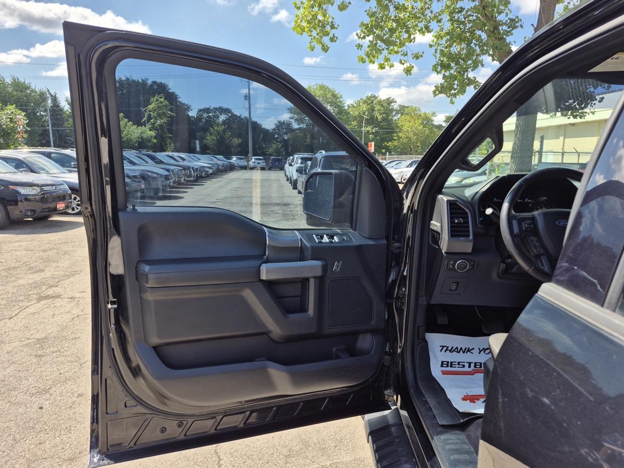 2017 Ford F-150 XLT Photo