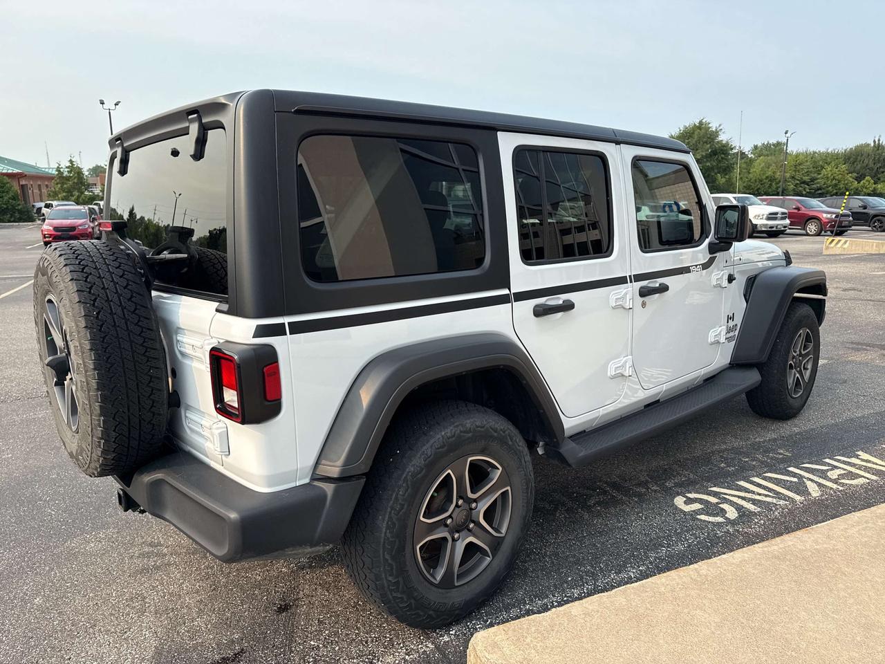 2021 Jeep Wrangler UNLIMITED SPORT Photo