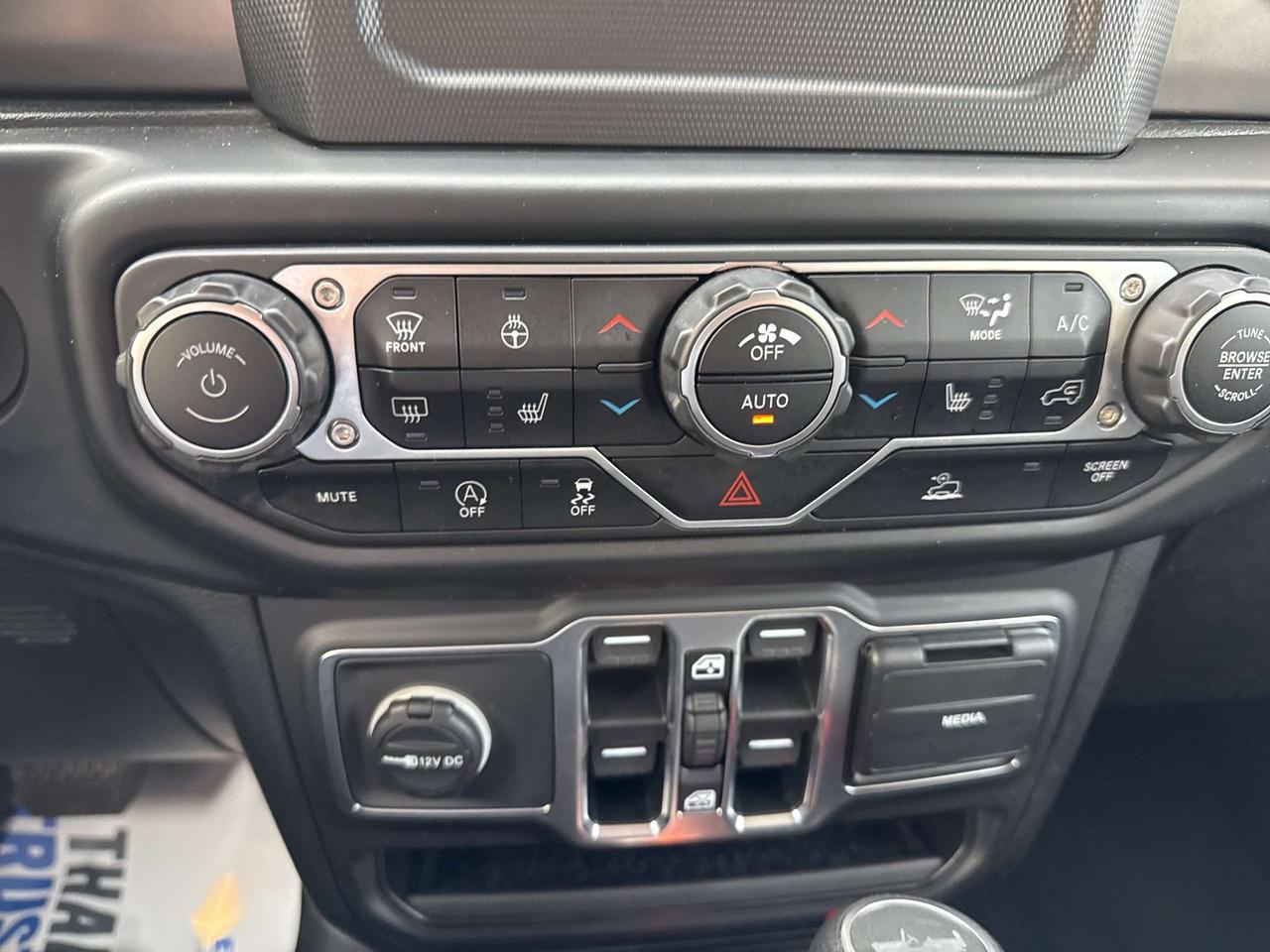 2021 Jeep Wrangler UNLIMITED SPORT Photo