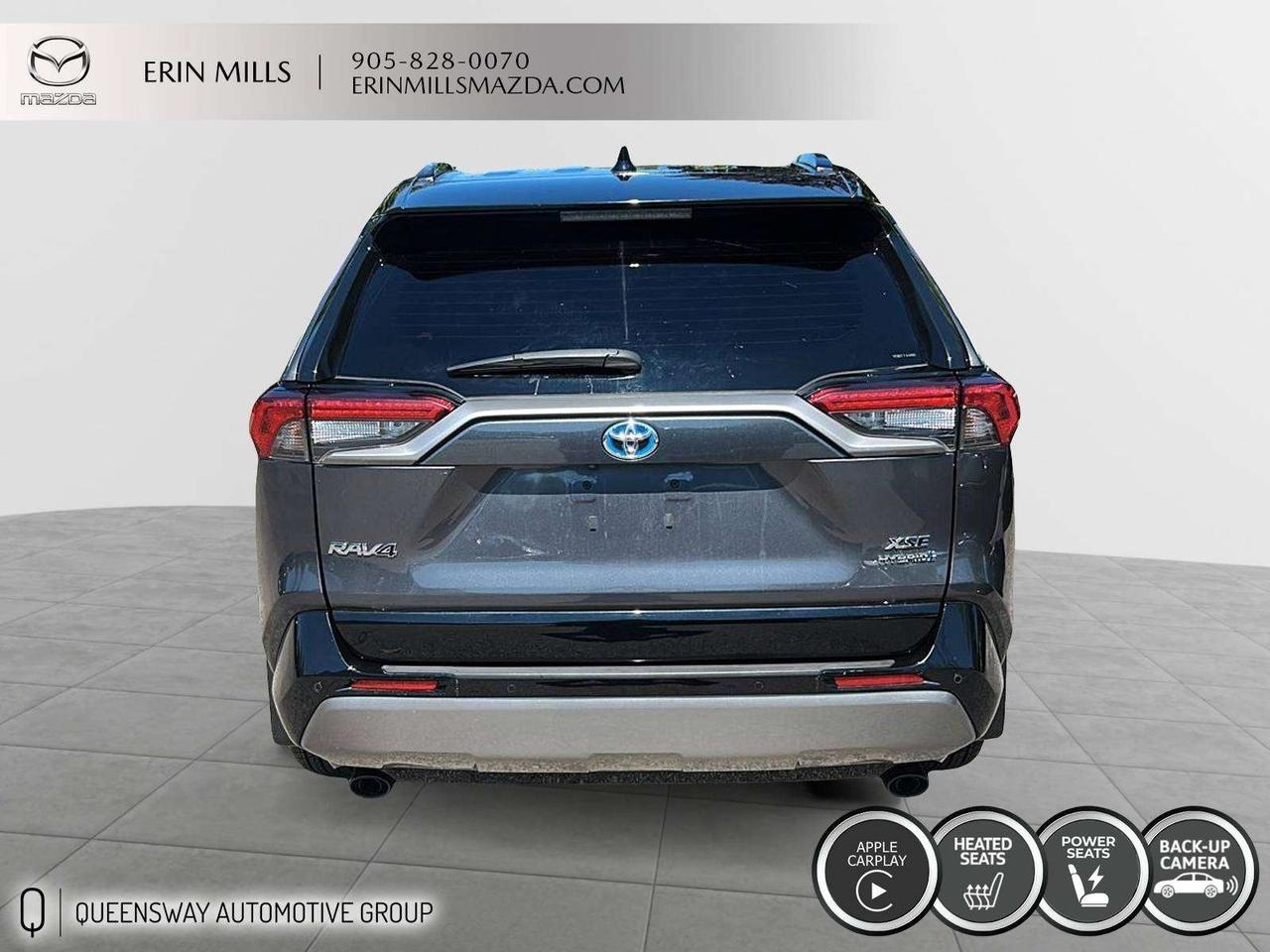 2023 Toyota RAV4 XSE HYBRID // HEATED SEATS // LOW KMS Photo