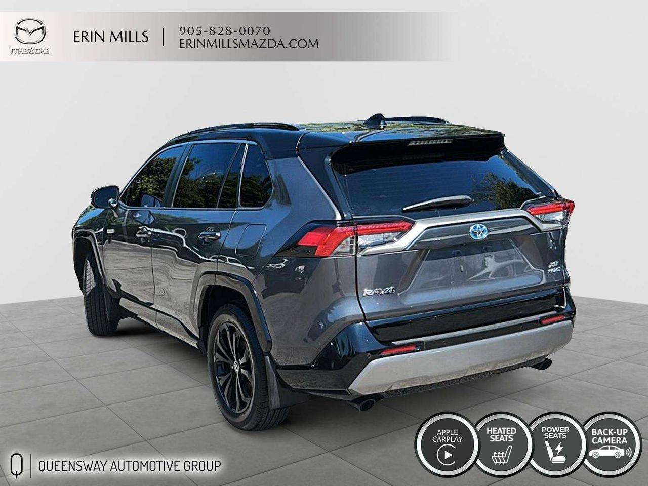 2023 Toyota RAV4 XSE HYBRID // HEATED SEATS // LOW KMS Photo