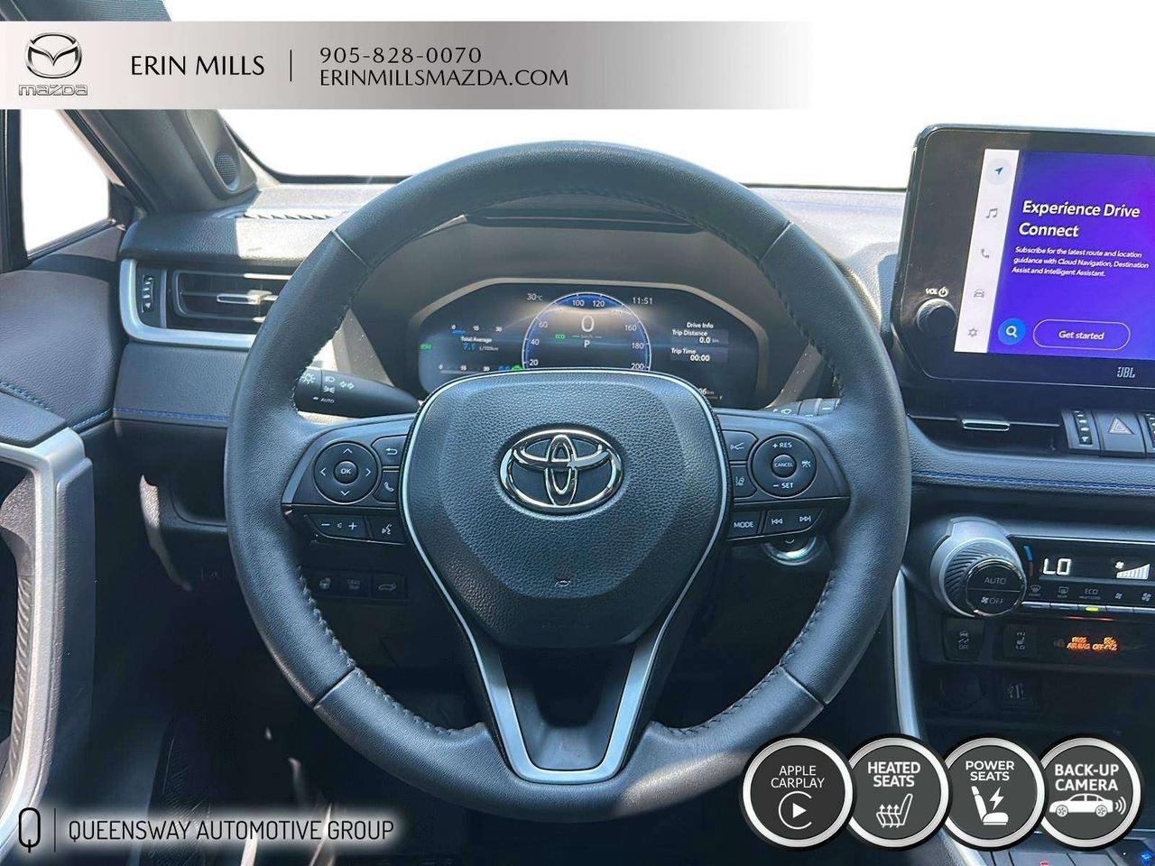 2023 Toyota RAV4 XSE HYBRID // HEATED SEATS // LOW KMS Photo