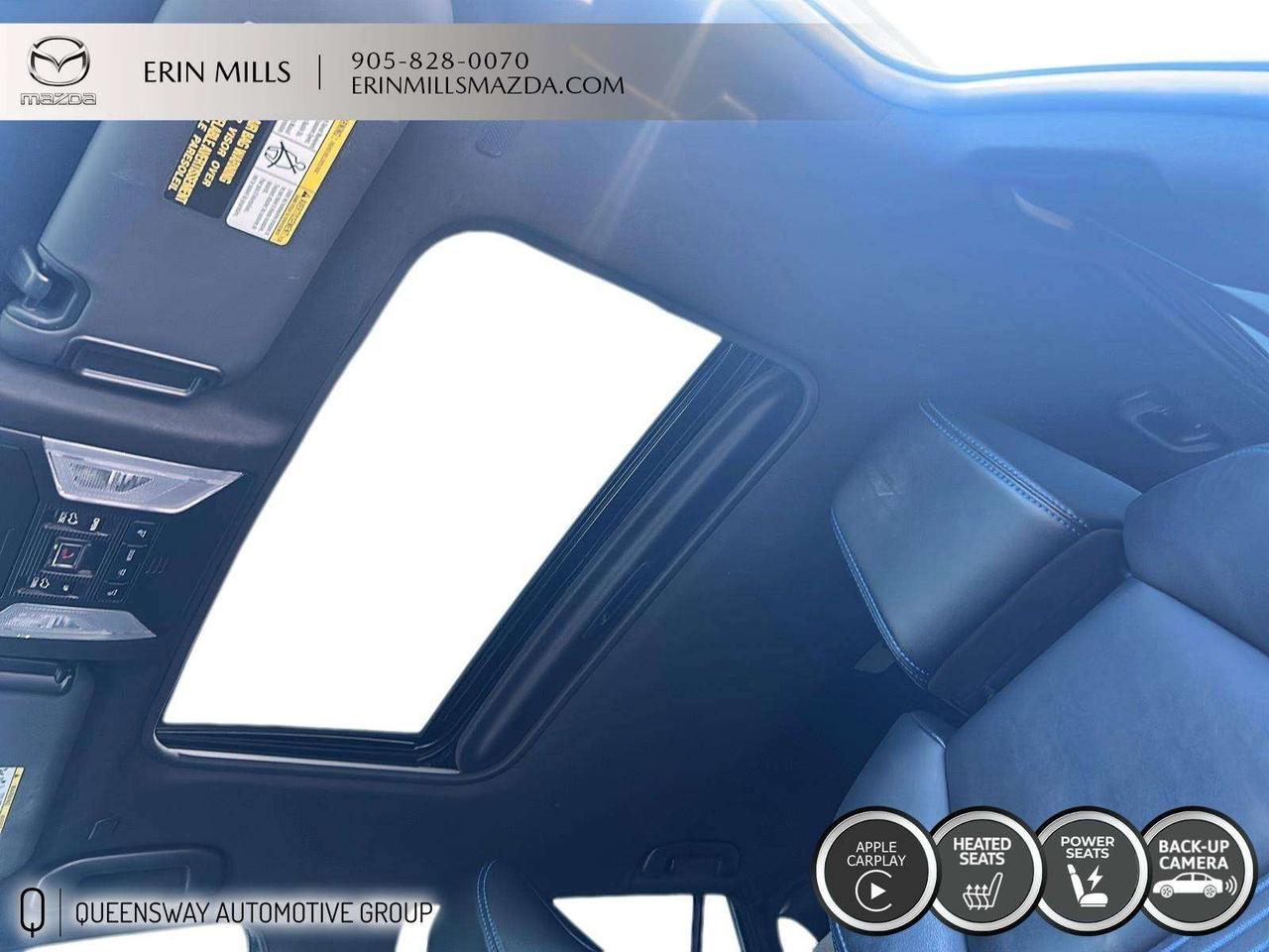 2023 Toyota RAV4 XSE HYBRID // HEATED SEATS // LOW KMS Photo
