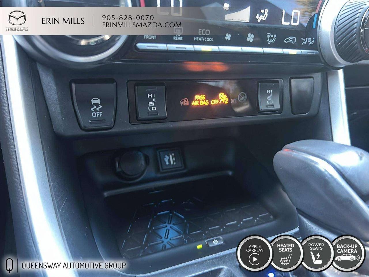 2023 Toyota RAV4 XSE HYBRID // HEATED SEATS // LOW KMS Photo