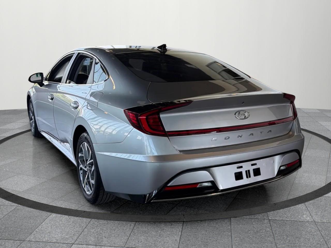 2022 Hyundai Sonata Preferred 4dr Sedan Photo