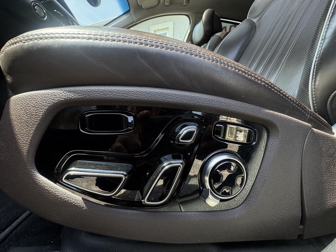 2017 Genesis G90 3.3T Premium Photo