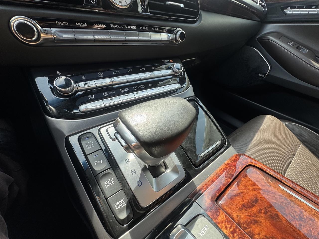 2017 Genesis G90 3.3T Premium Photo
