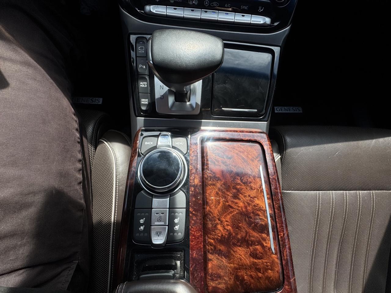 2017 Genesis G90 3.3T Premium Photo