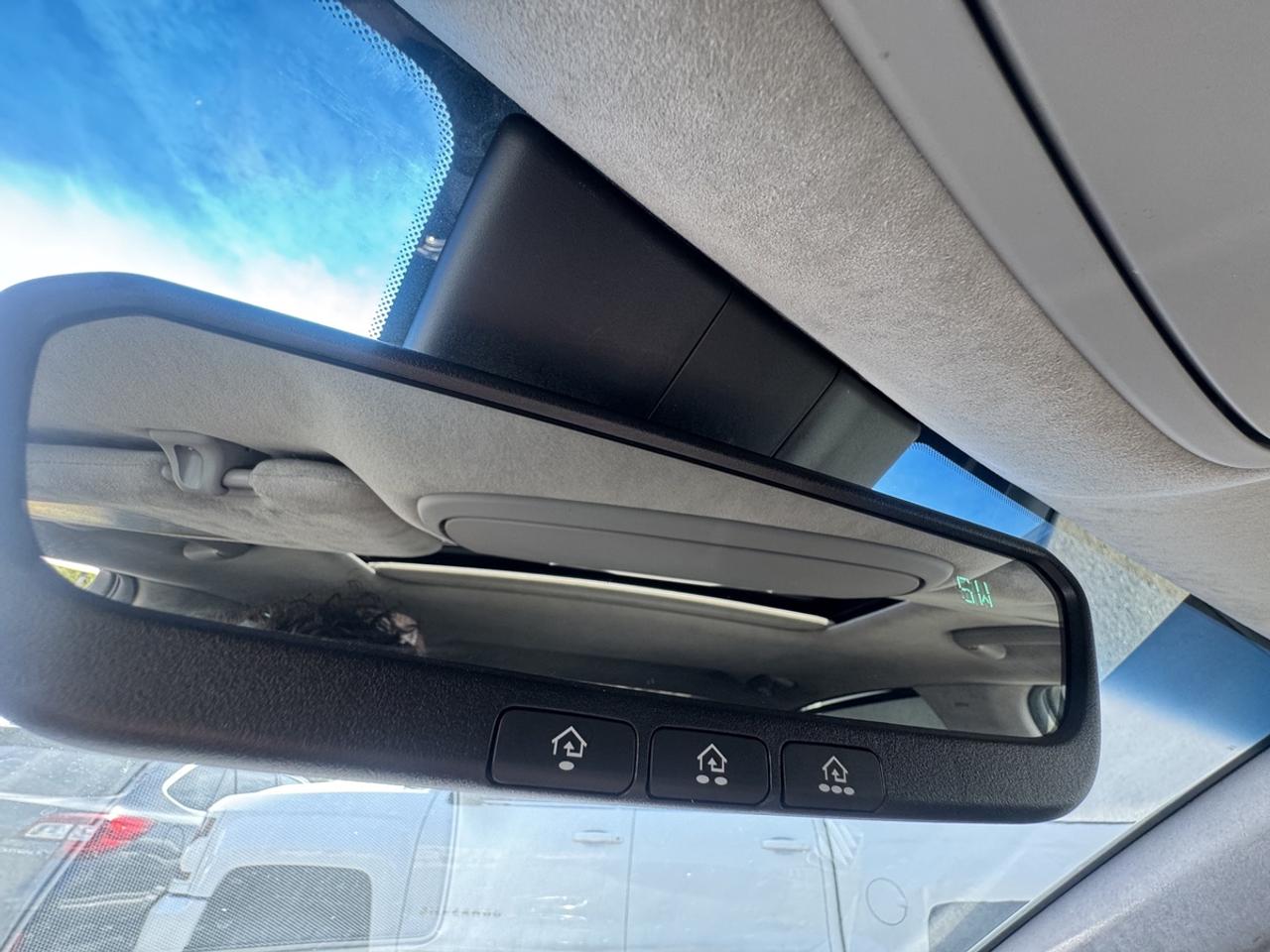 2017 Genesis G90 3.3T Premium Photo