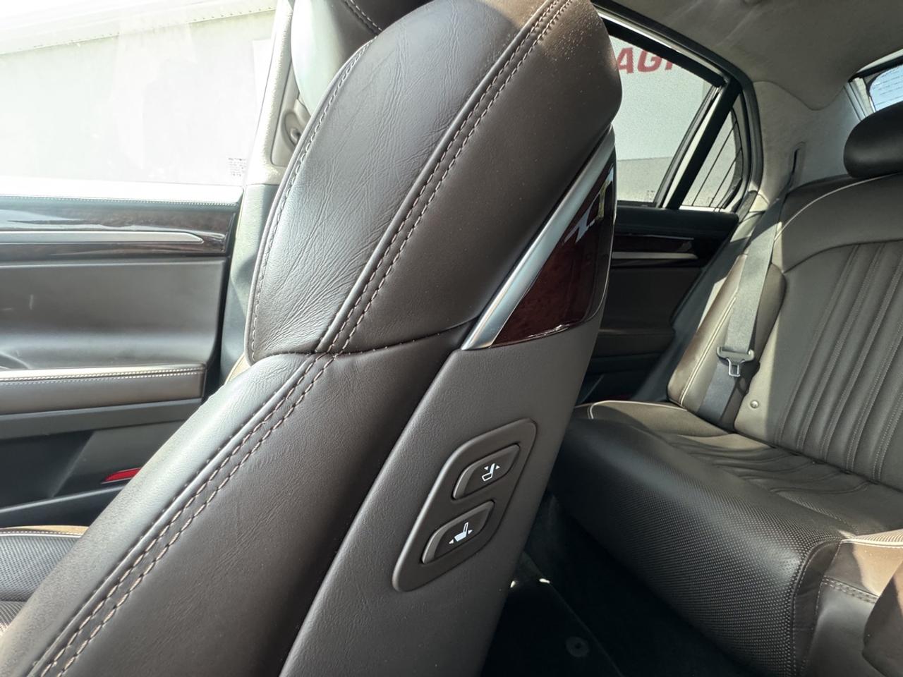 2017 Genesis G90 3.3T Premium Photo
