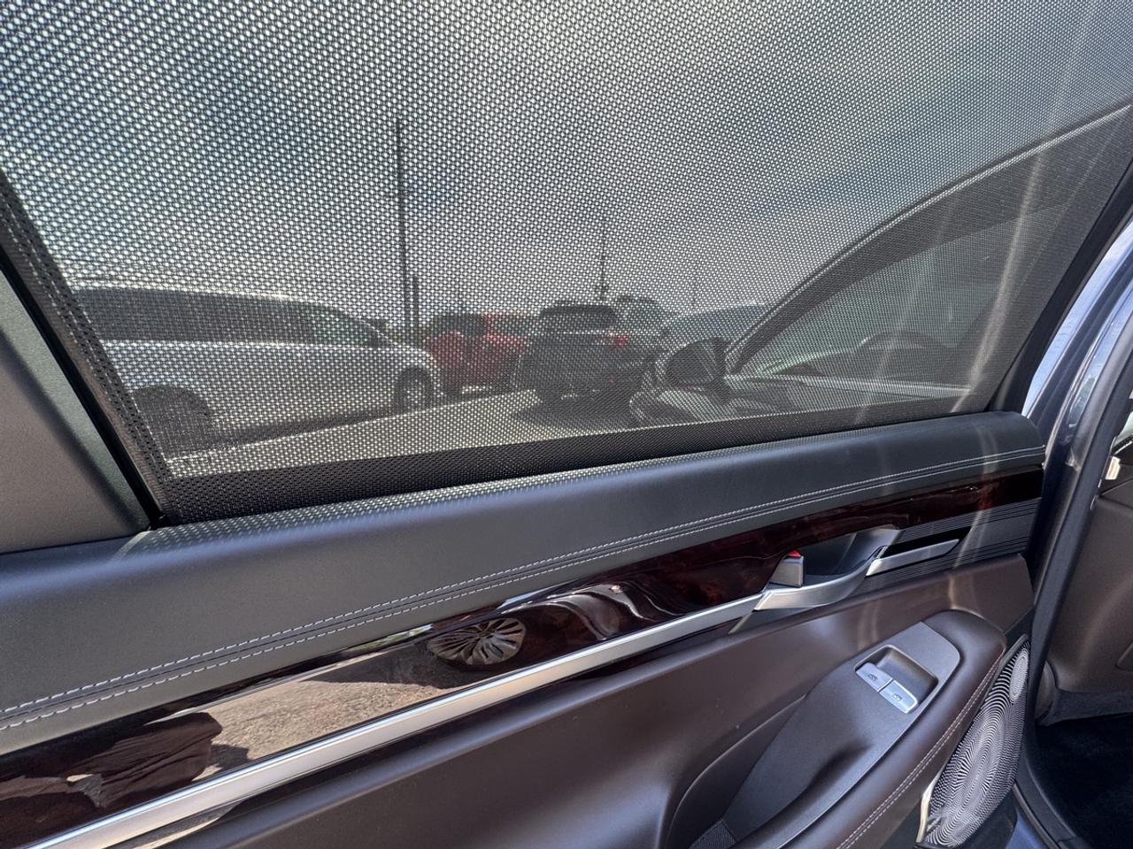 2017 Genesis G90 3.3T Premium Photo