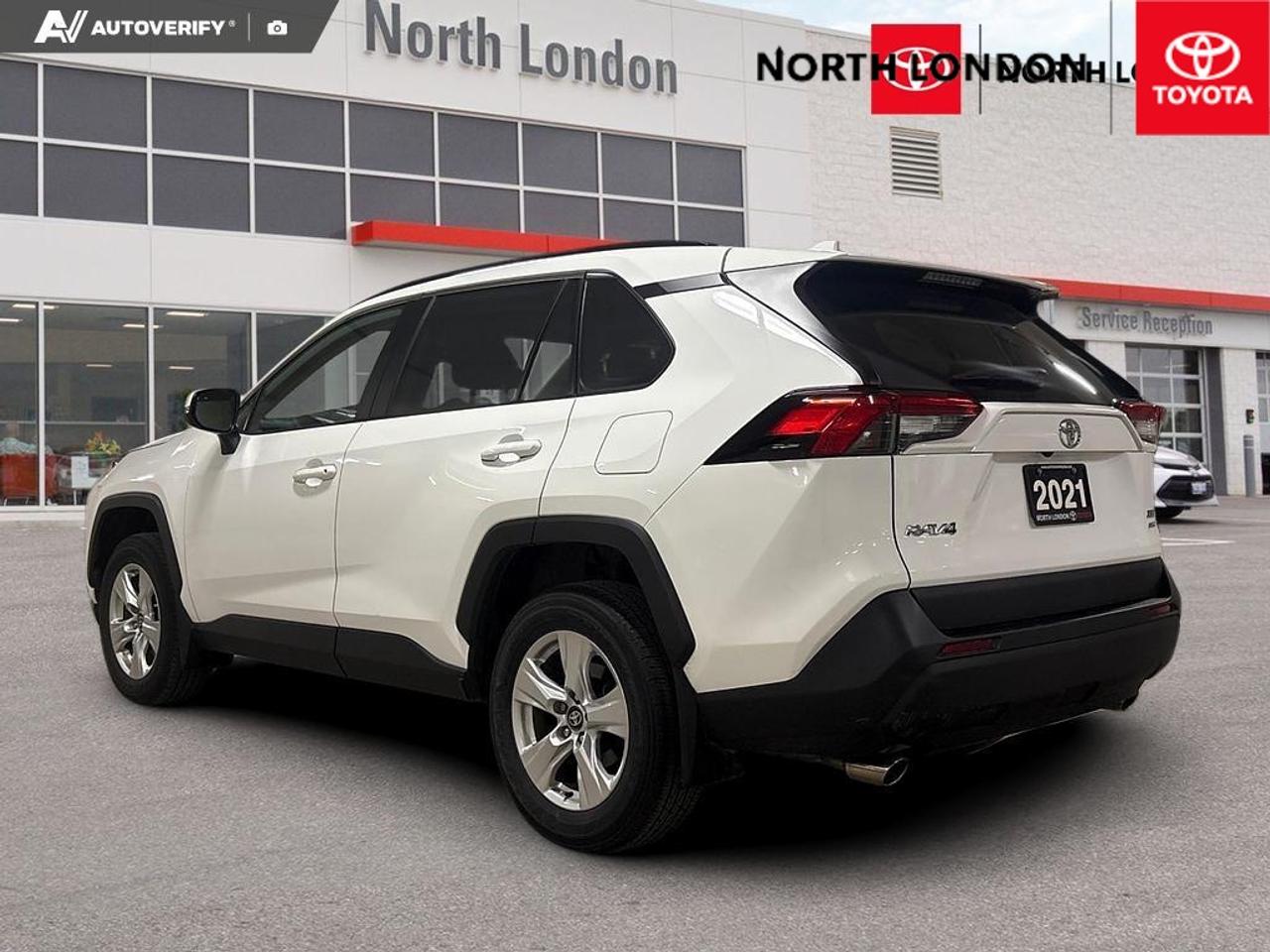 2021 Toyota RAV4 XLE 4dr All-wheel Drive Photo3