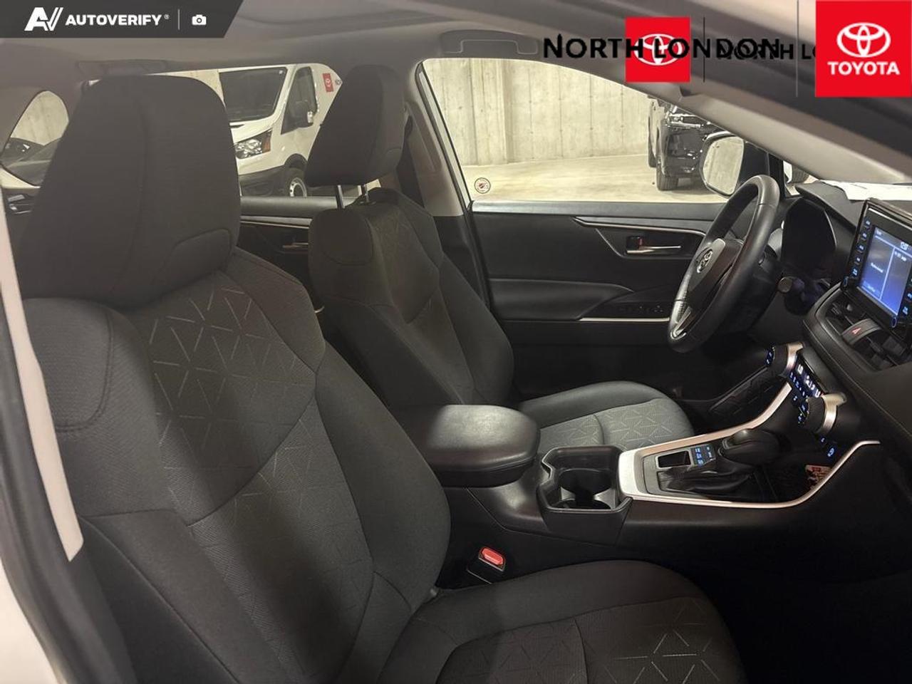 2021 Toyota RAV4 XLE 4dr All-wheel Drive Photo