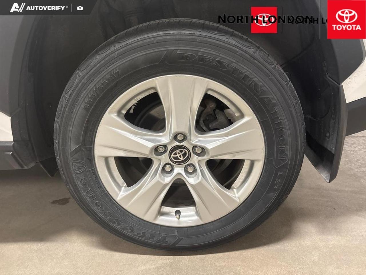 2021 Toyota RAV4 XLE 4dr All-wheel Drive Photo