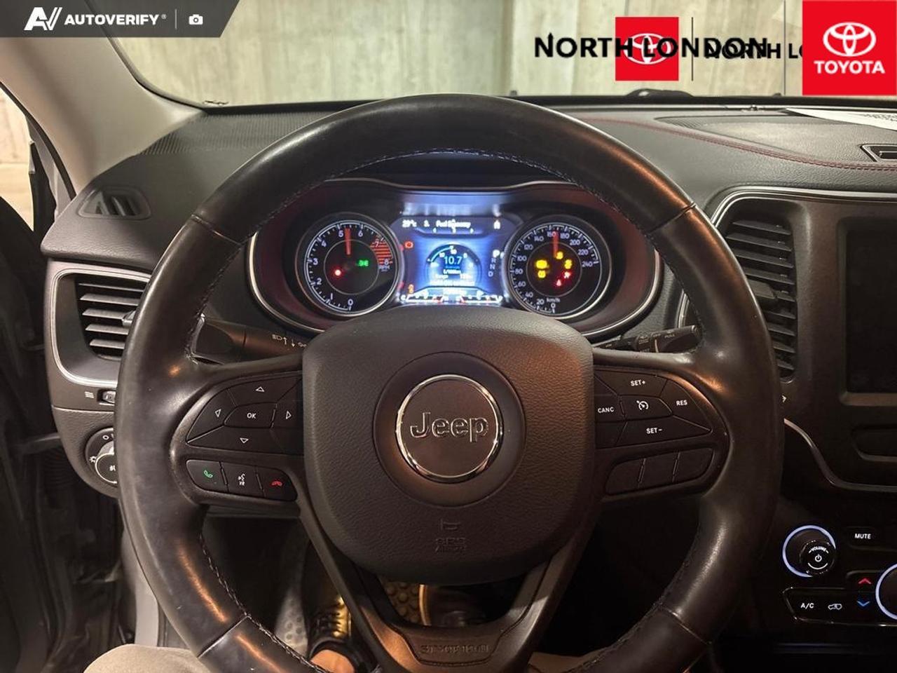 2019 Jeep Cherokee Trailhawk 4dr 4x4 Photo