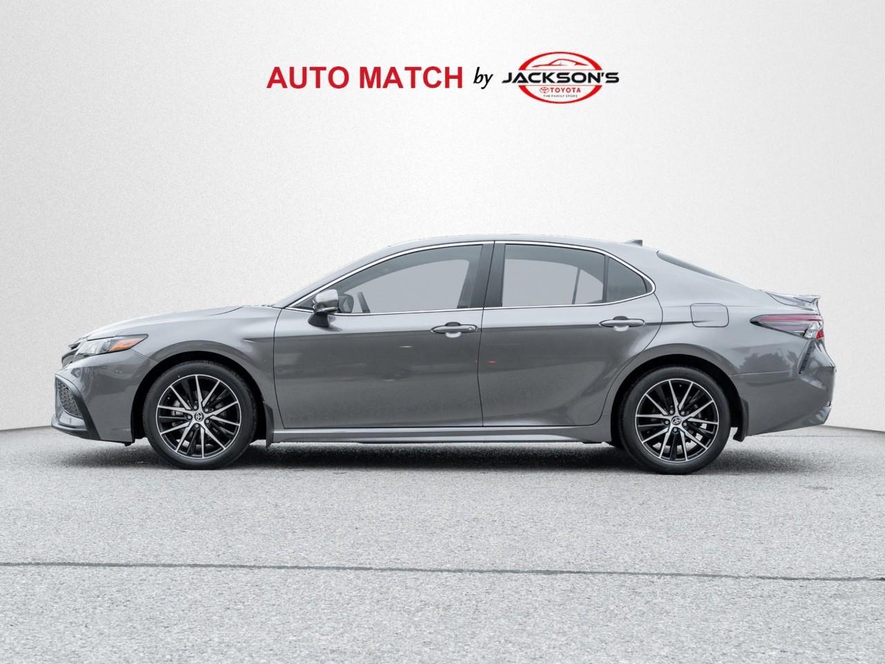 2024 Toyota Camry SE 4dr All-Wheel Drive Sedan Photo