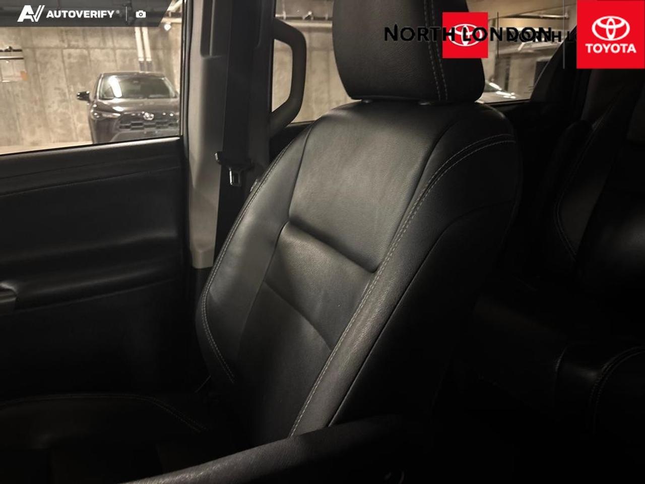 2017 Toyota Sienna  Photo