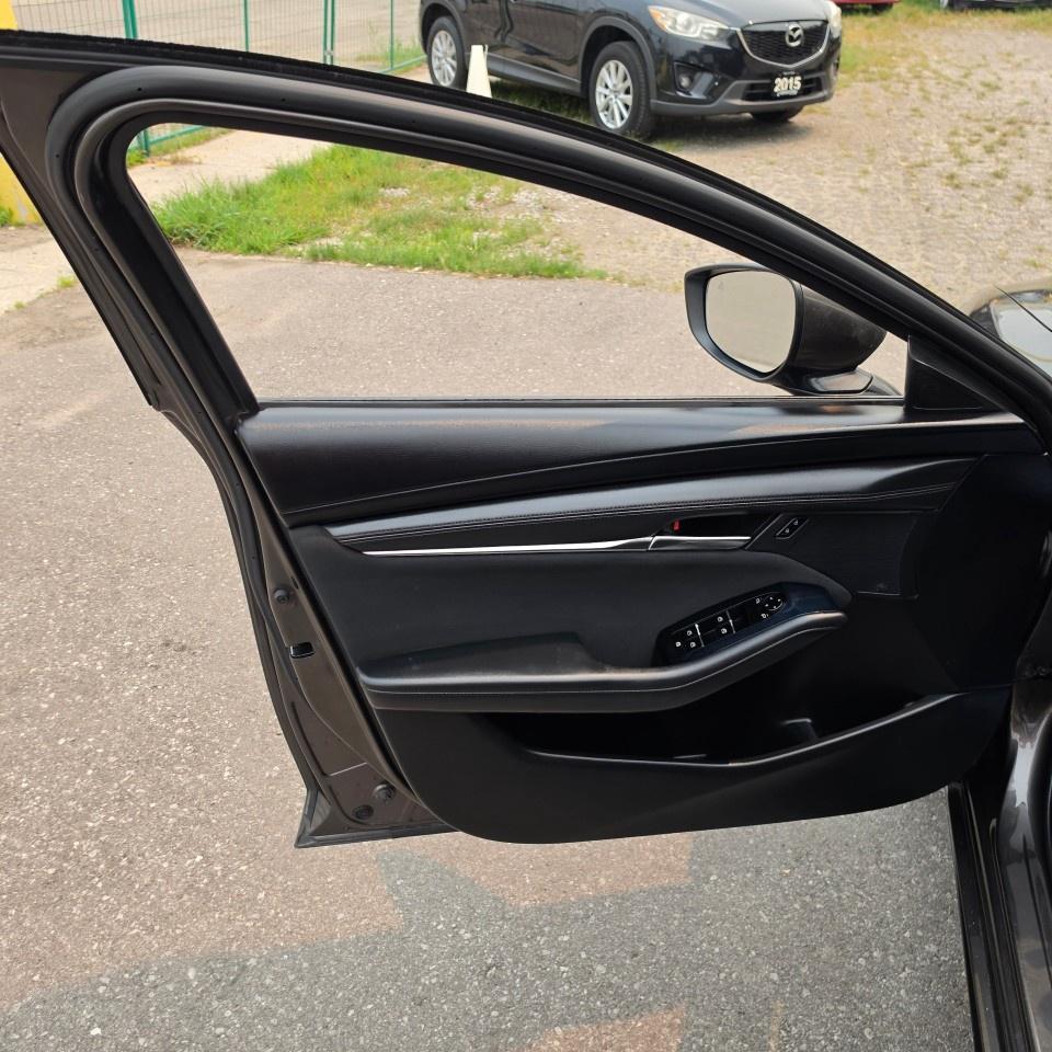 2019 Mazda MAZDA3 GS Auto i-ACTIV AWD Photo