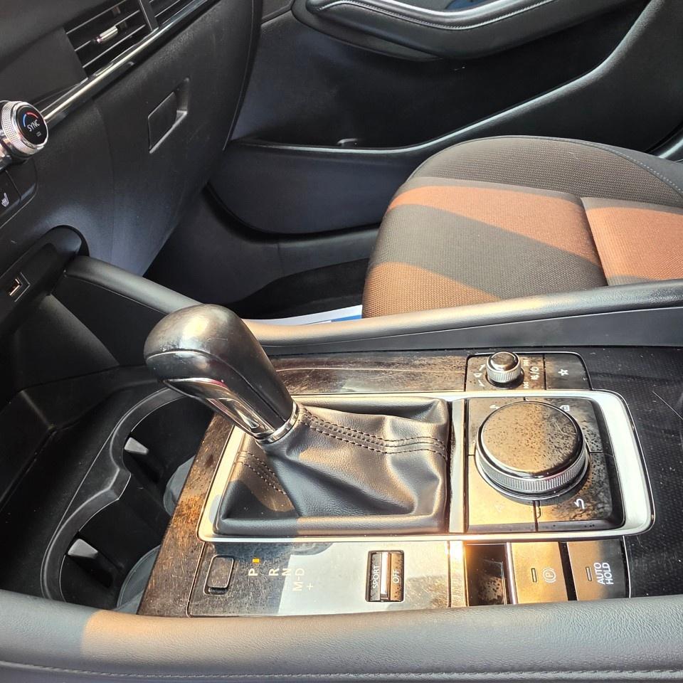 2019 Mazda MAZDA3 GS Auto i-ACTIV AWD Photo