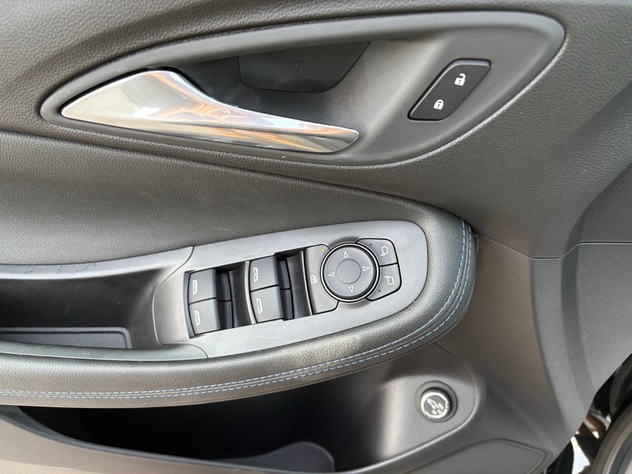 2026 Buick Encore GX Sport Touring AWD Photo