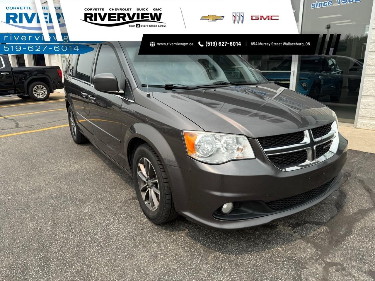 2016 Dodge Grand Caravan SE/SXT Passenger Van Photo0