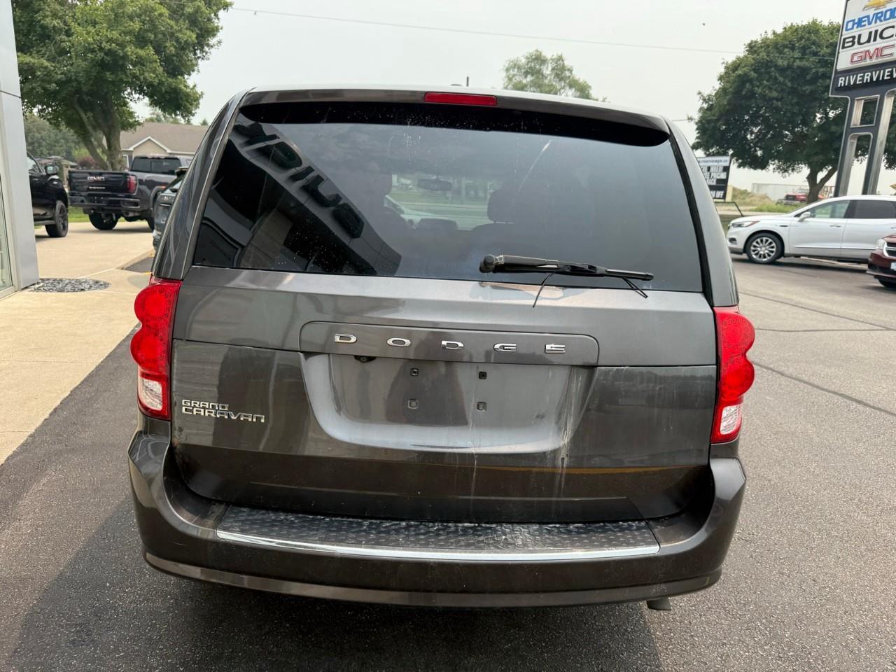 2016 Dodge Grand Caravan SE/SXT Passenger Van Photo