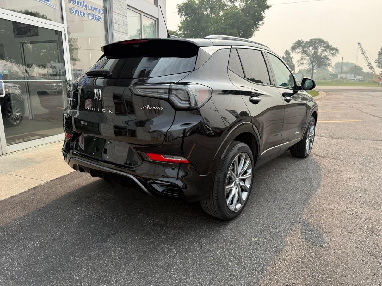 2024 Buick Encore GX Avenir 4dr All-Wheel Drive Photo