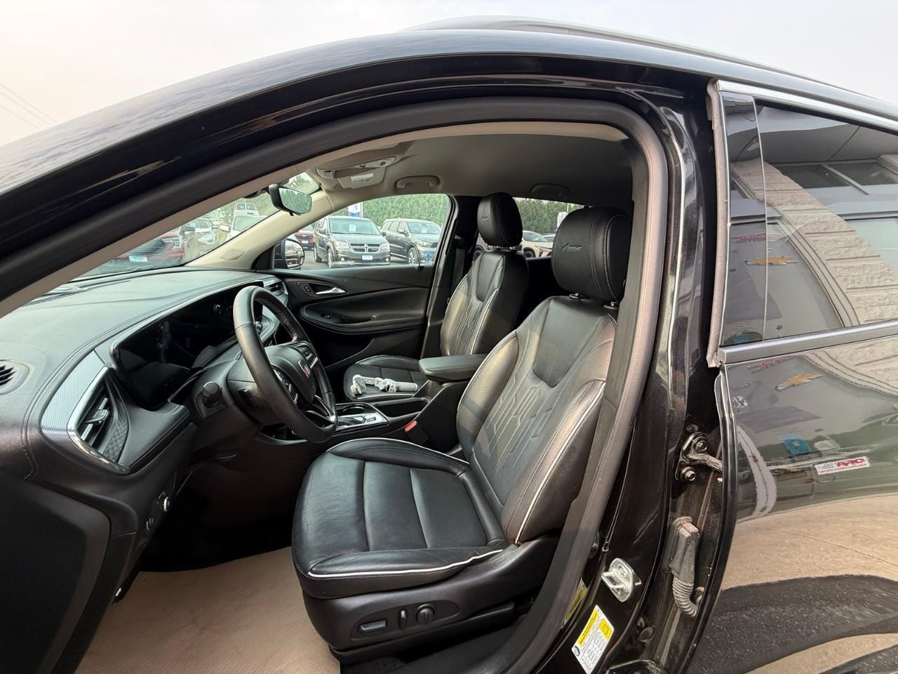 2024 Buick Encore GX Avenir 4dr All-Wheel Drive Photo