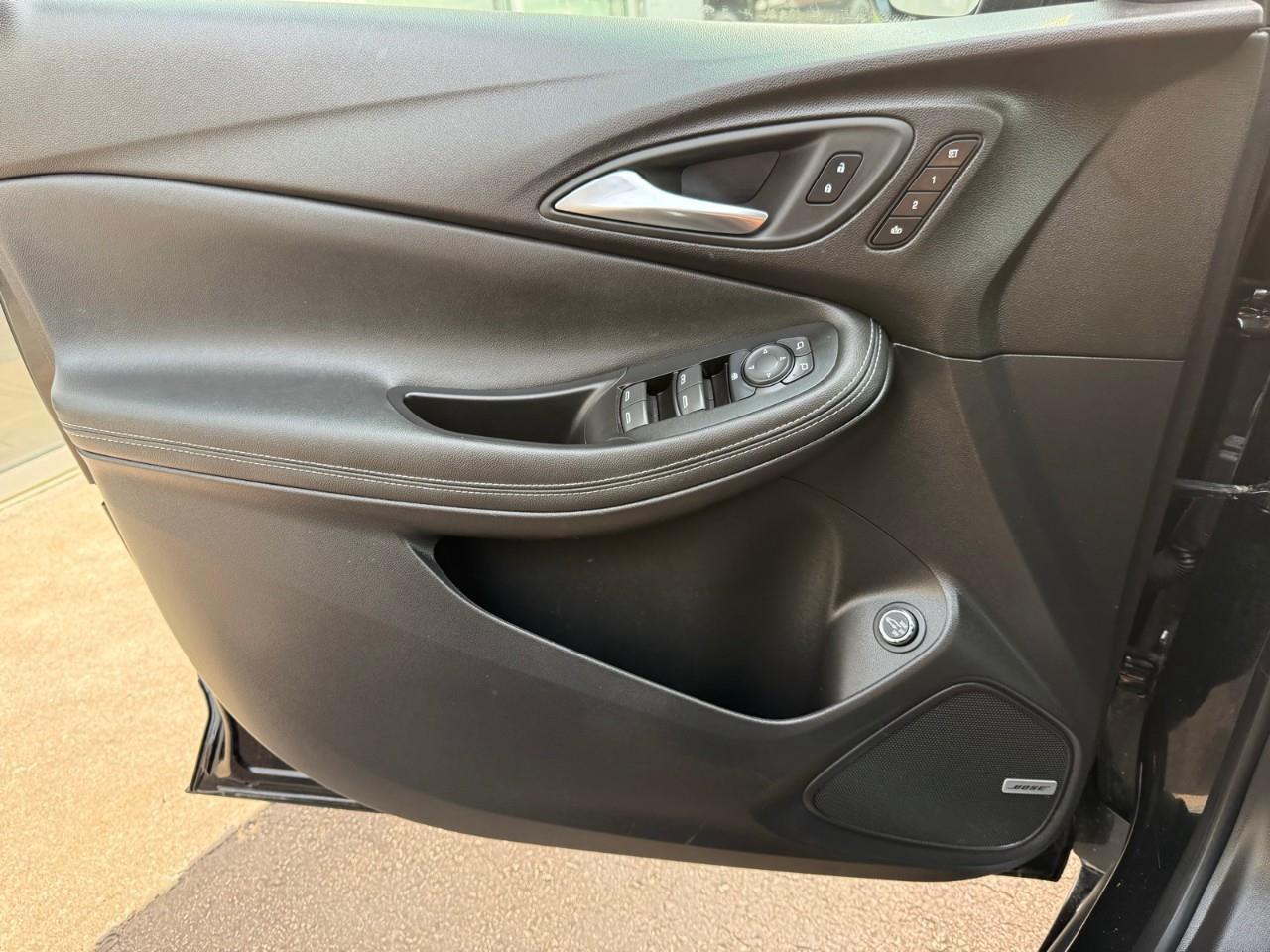 2024 Buick Encore GX Avenir 4dr All-Wheel Drive Photo