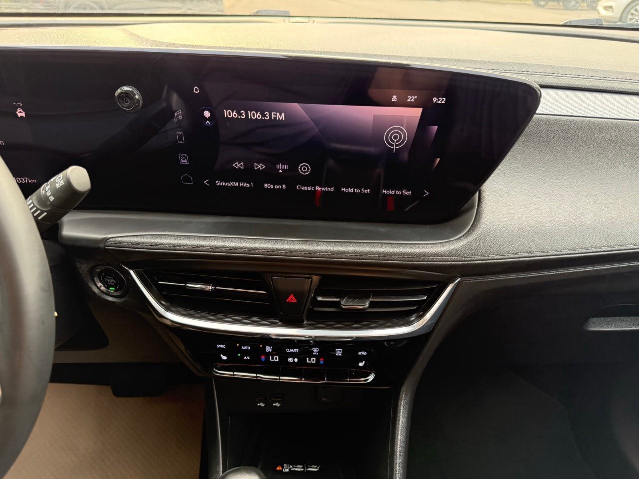 2024 Buick Encore GX Avenir 4dr All-Wheel Drive Photo